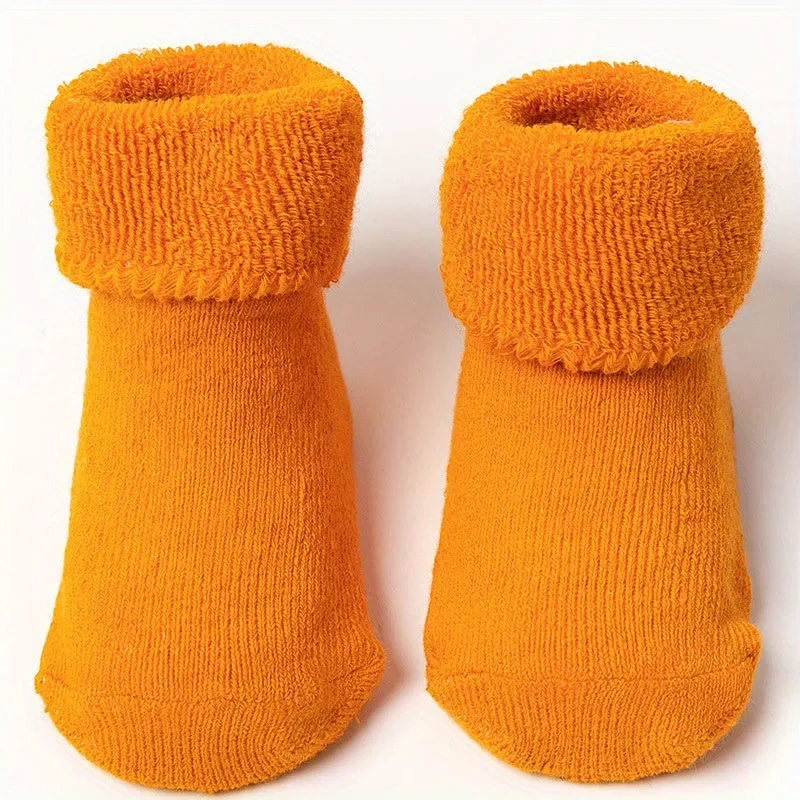 A Pair Of Baby Girl's Solid Thickened Thermal Floor Socks With Good Grip, Comfy Breathable Casual Socks, Winter & Autumn