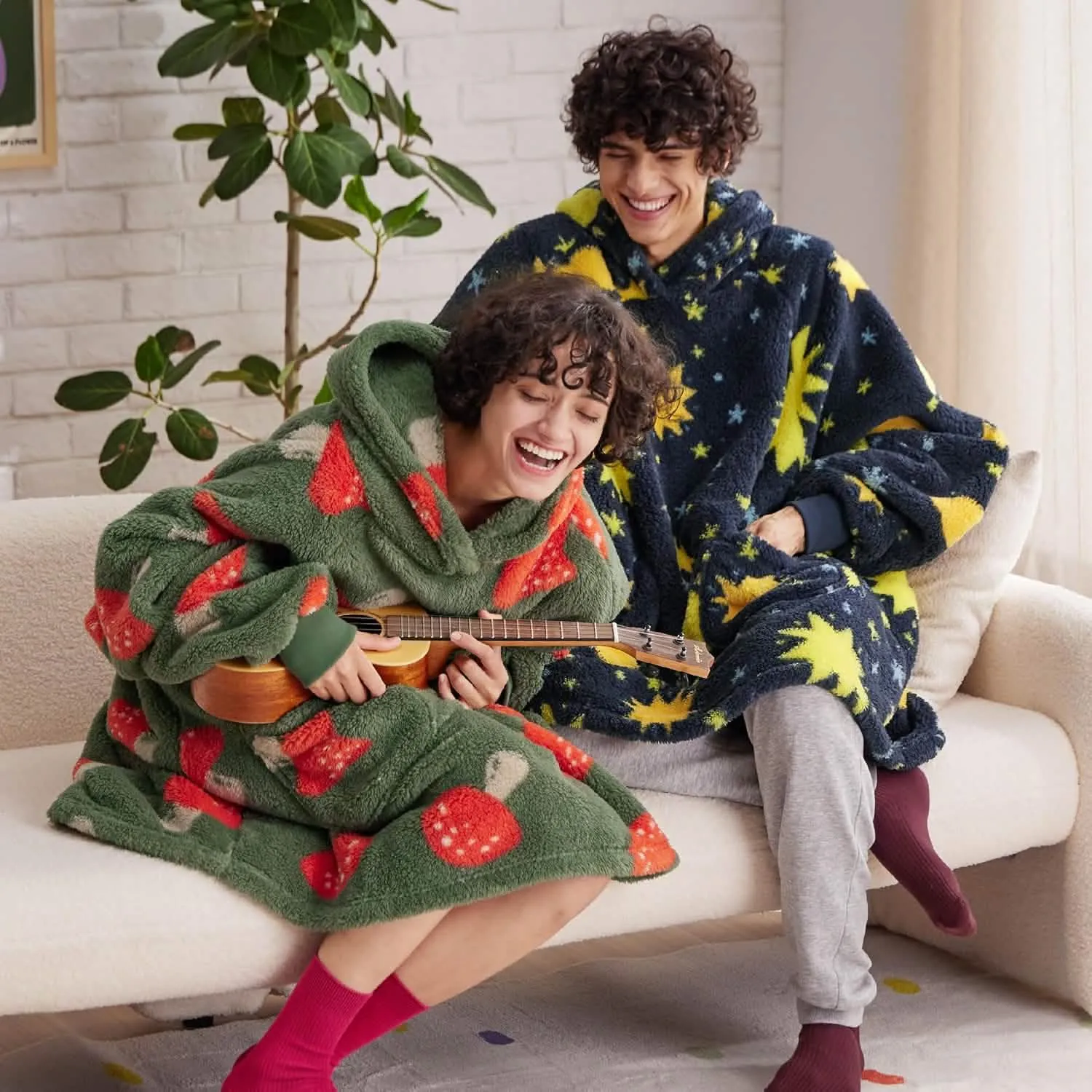 Bedsure Printed Shaggy Sherpa Blanket Hoodie Olive Green