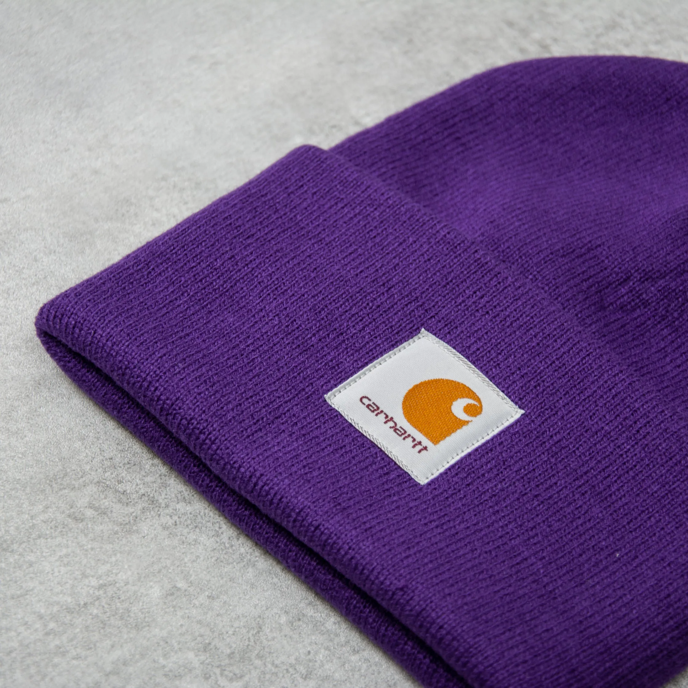 Carhartt WIP Regular Watch Hat - Tyrian