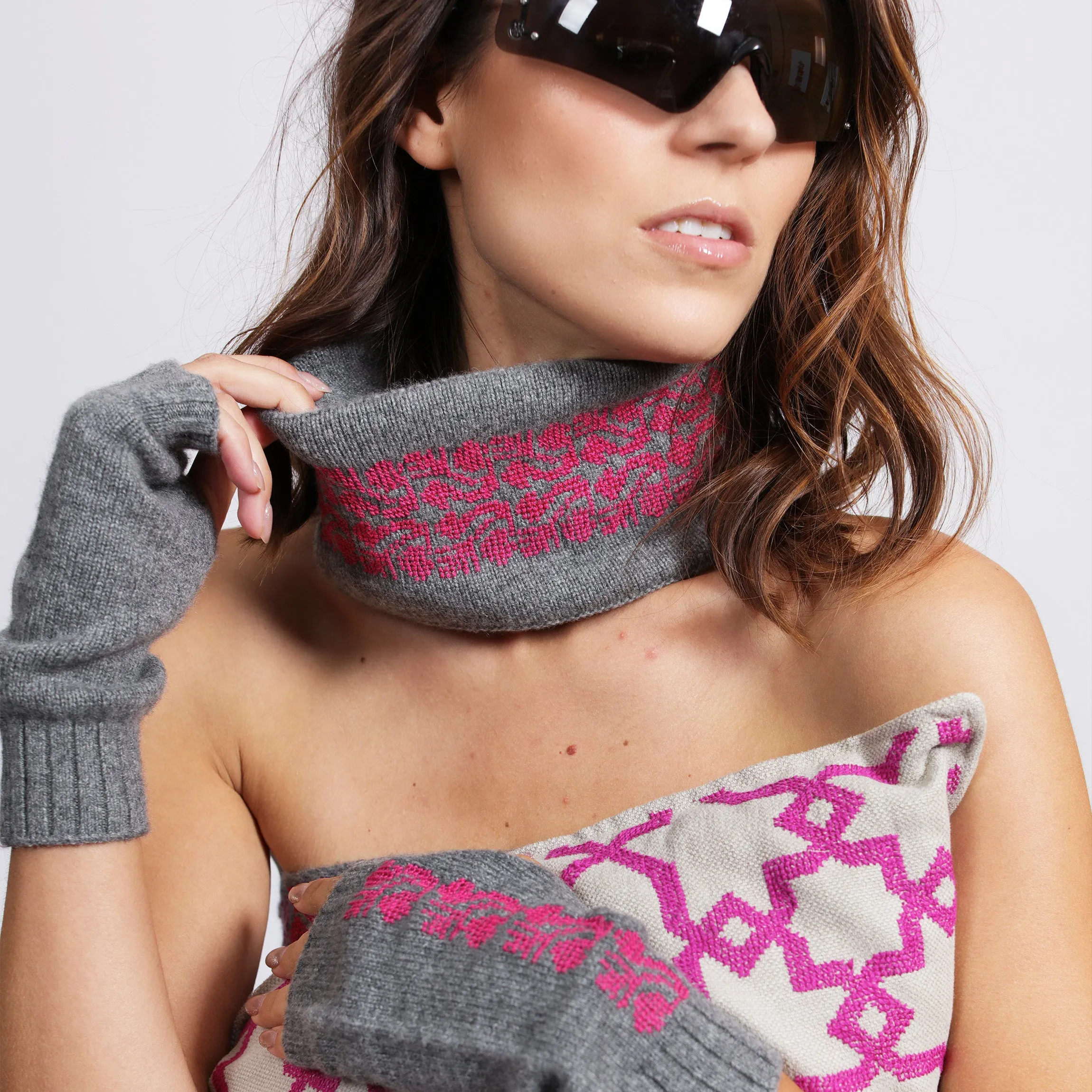 CASHMERE NECKWARMER & HEADBAND