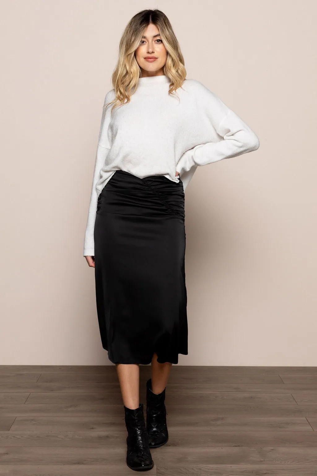 Caty Skirt in Black