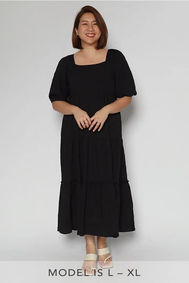 Kerra Textured Dress in Black