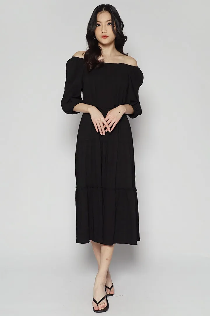 Kerra Textured Dress in Black