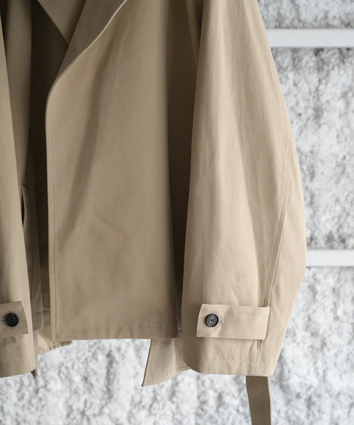 LAST1 >> Short Trench Coat - Blanc YM