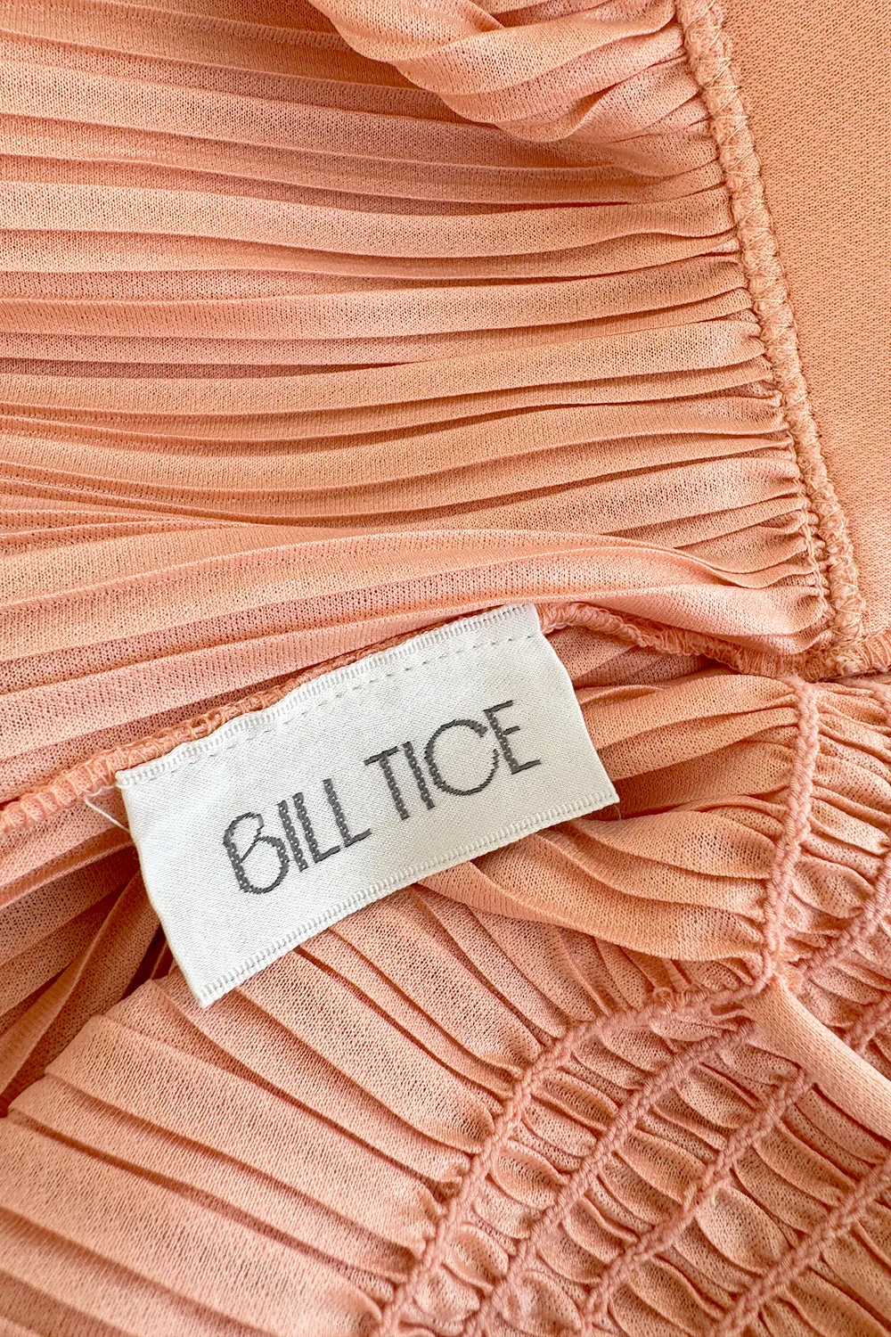 Prettiest 1980s Bill Tice Pale Peach Pleated Dress w Gold Trim Detailed Bodice & Elastic Back